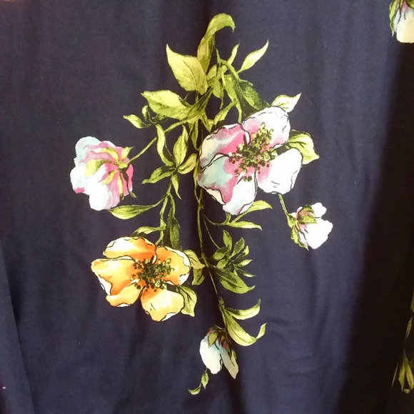 ☆☆SOLD☆☆ Fortune & Ivy Back Detail Knit Dress - Picture 3 of 7